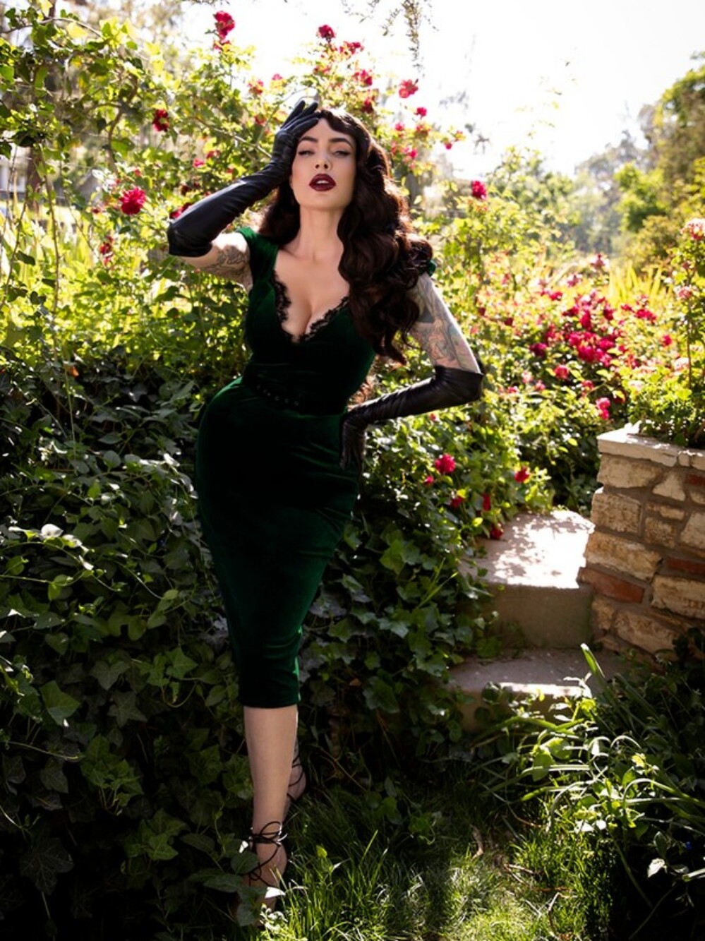 La Femme En Noire Baudelaire Wiggle Dress in Hunter Green Large